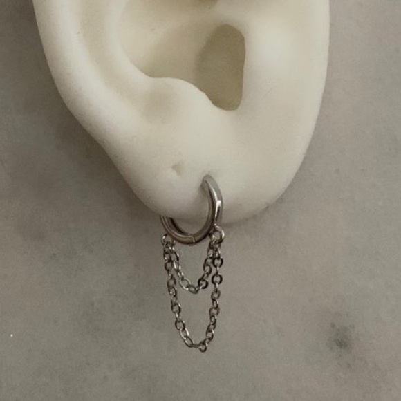 Sterling Silver Layered Chain Huggie Hoop Earrings Brand New - Picture 2 of 5